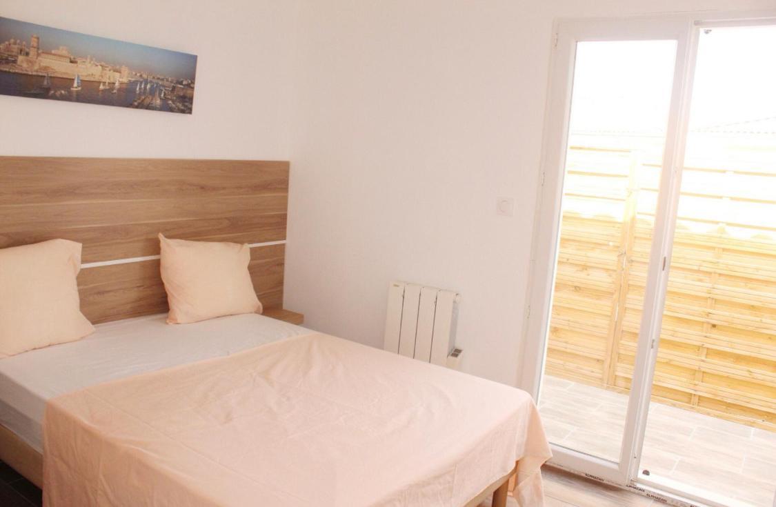 Appartements Meublees A Cote De L'Aeroport Marseille Provence Marignane Esterno foto
