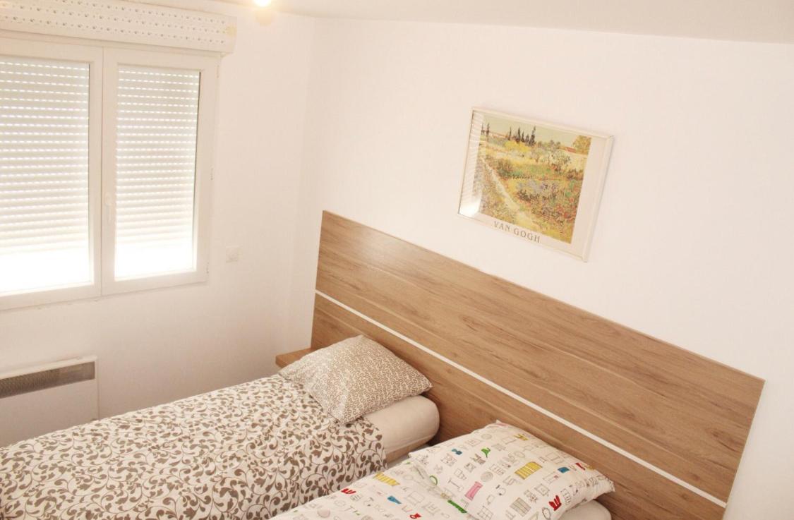 Appartements Meublees A Cote De L'Aeroport Marseille Provence Marignane Esterno foto