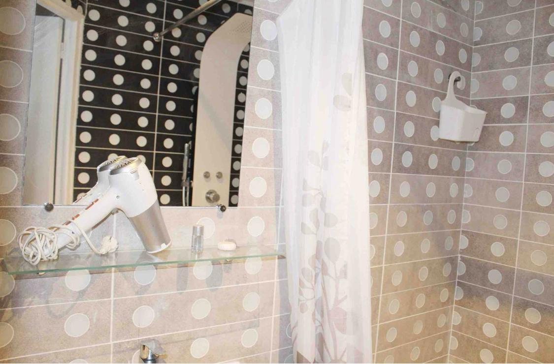 Appartements Meublees A Cote De L'Aeroport Marseille Provence Marignane Esterno foto